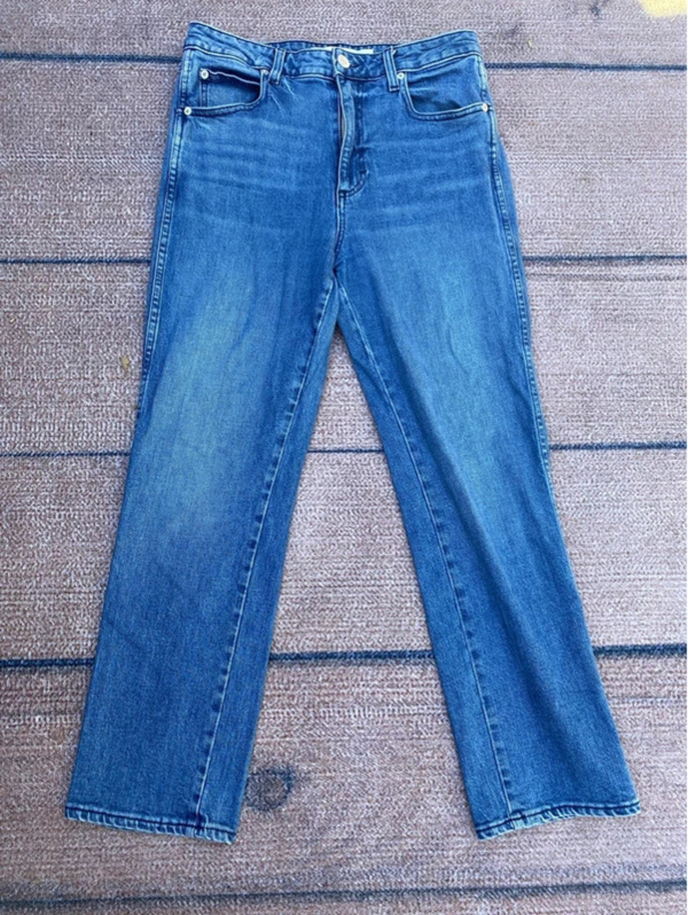 Amo Chloe crop jean size 30 True Love wash retro minimalist quiet luxury